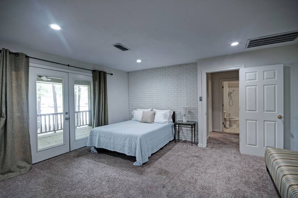 Photo of Bedroom in Flowood