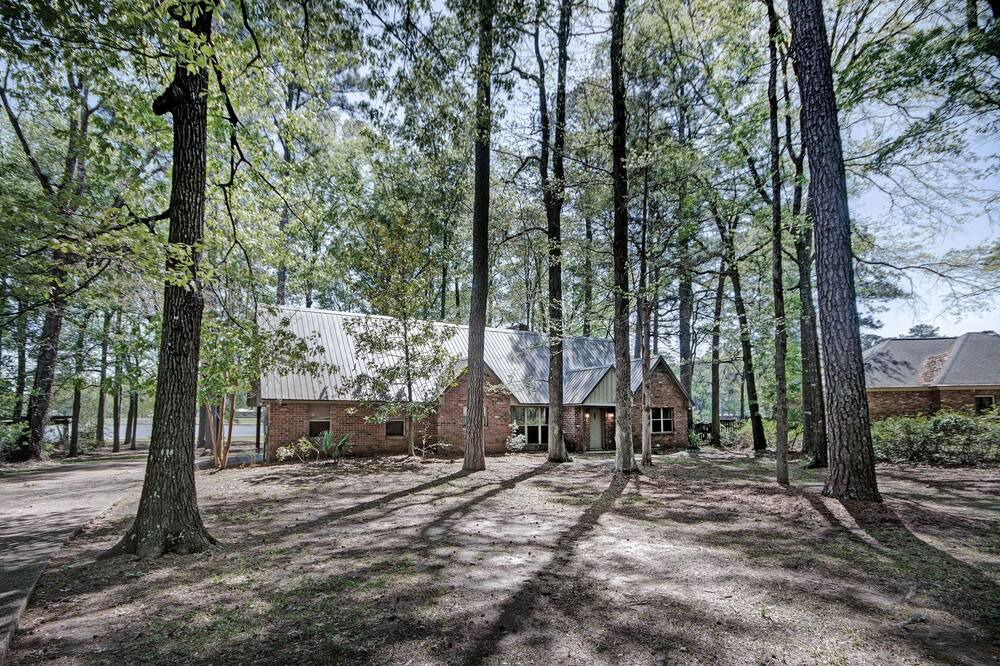 Photo of Others in Flowood