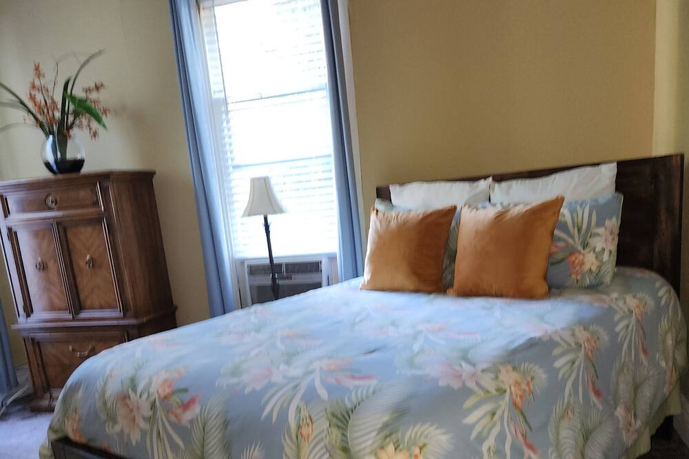 Photo of Bedroom in Beaumont