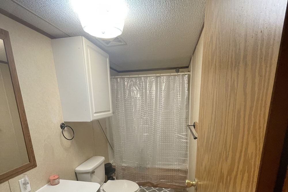 Photo of Bathroom in Chipley