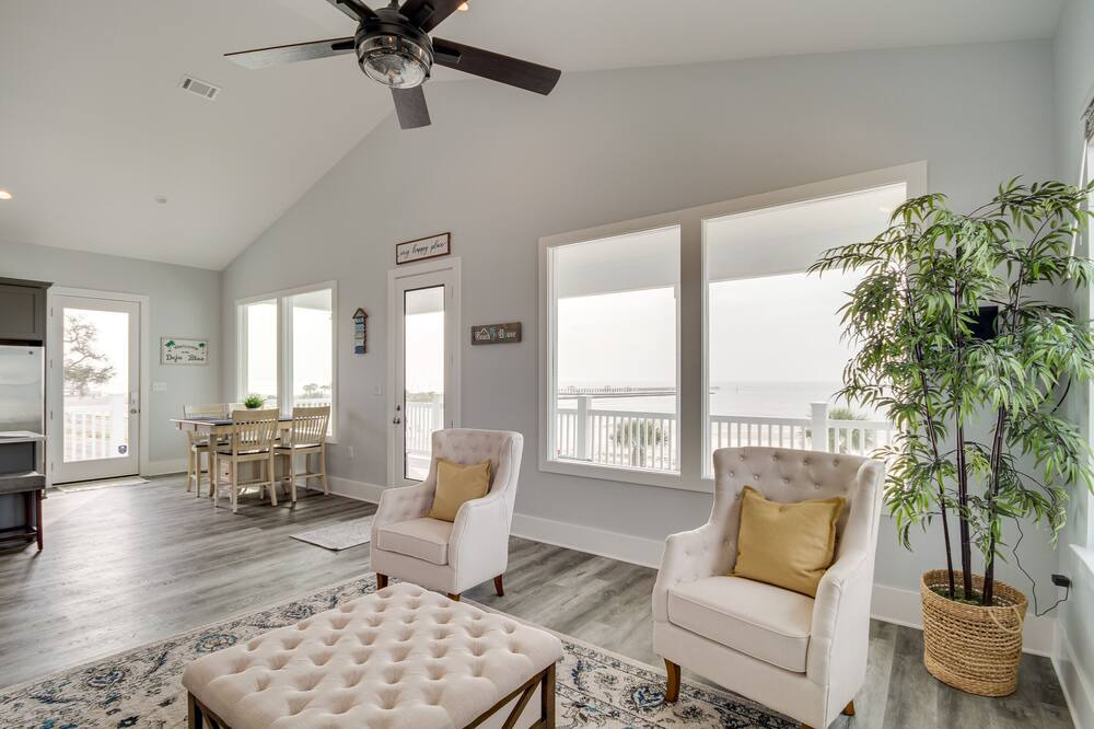 Photo of Livingroom in Mississippi City
