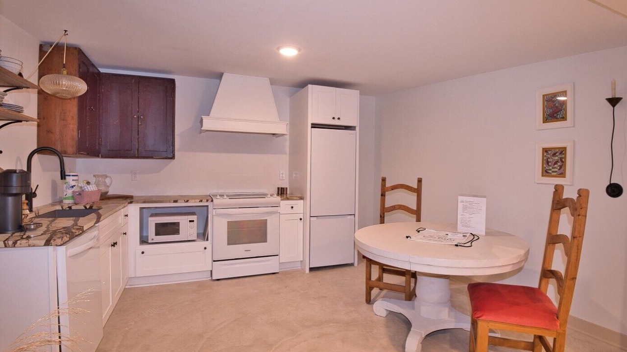 Photo of Kitchen in East End