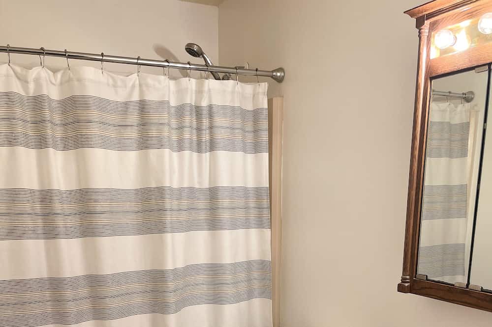 Photo of Bathroom in Wright