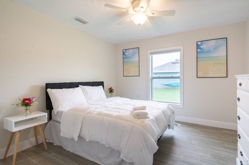 Photo of Bedroom in Port Malabar