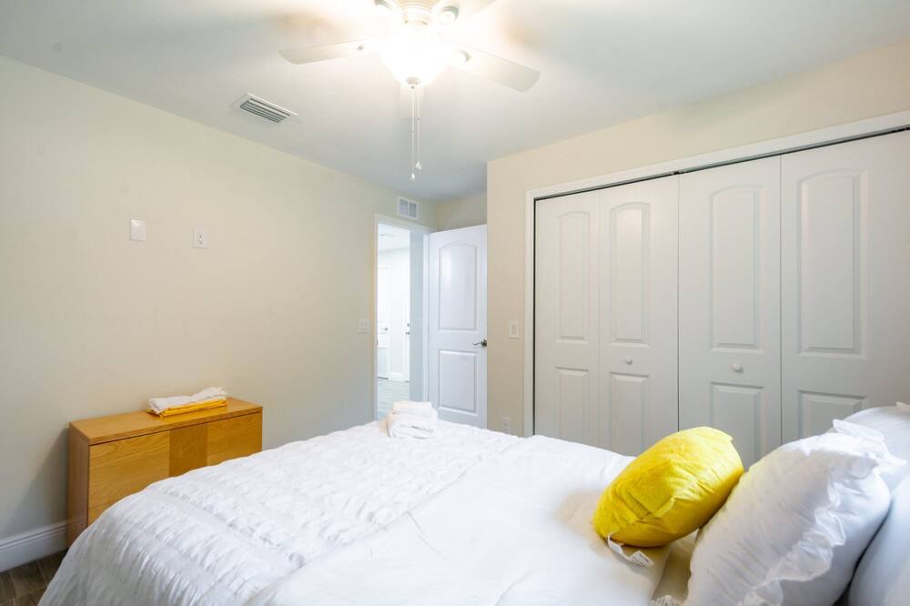 Photo of Bedroom in Port Malabar