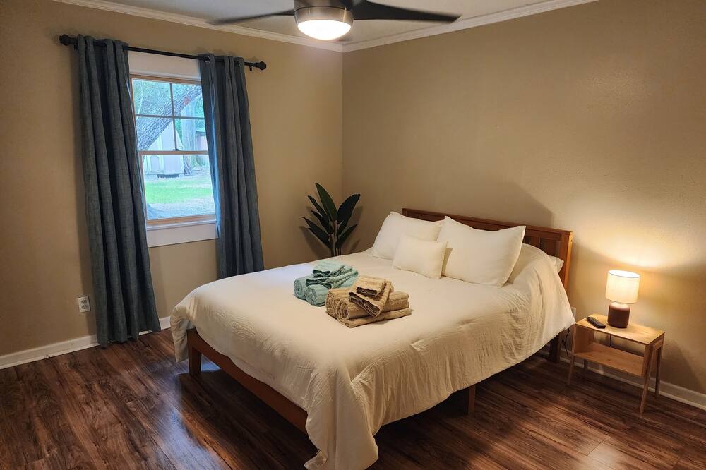 Photo of Bedroom in West Pensacola