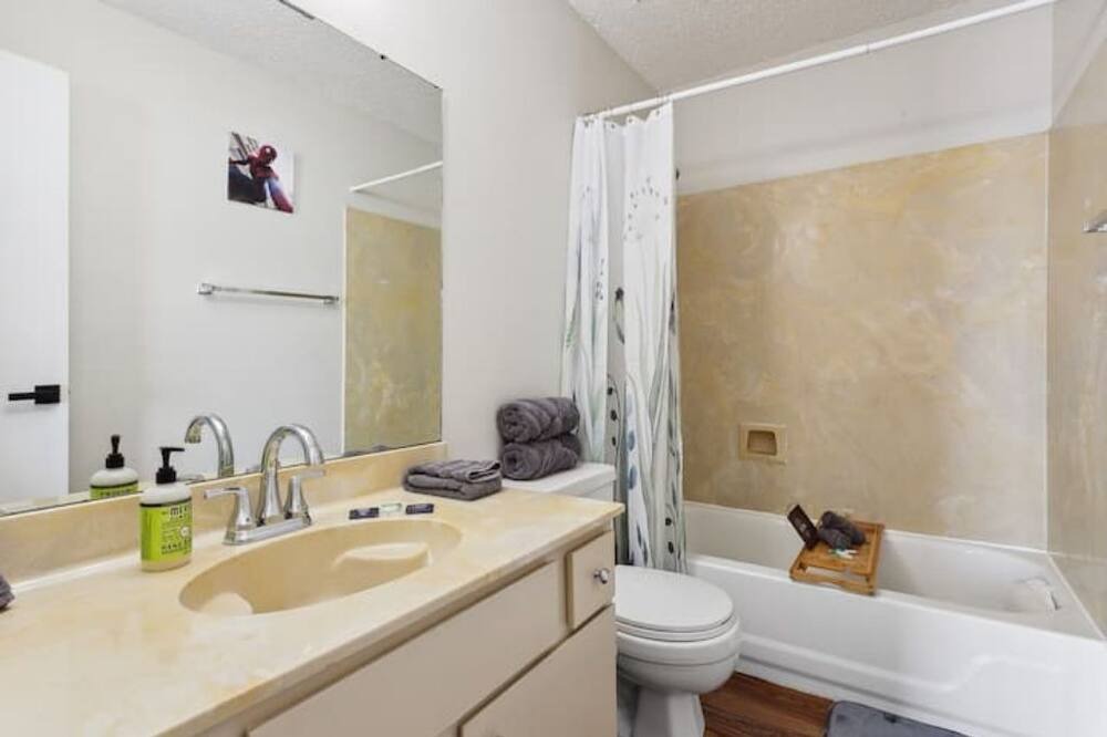 Photo of Bathroom in Metairie