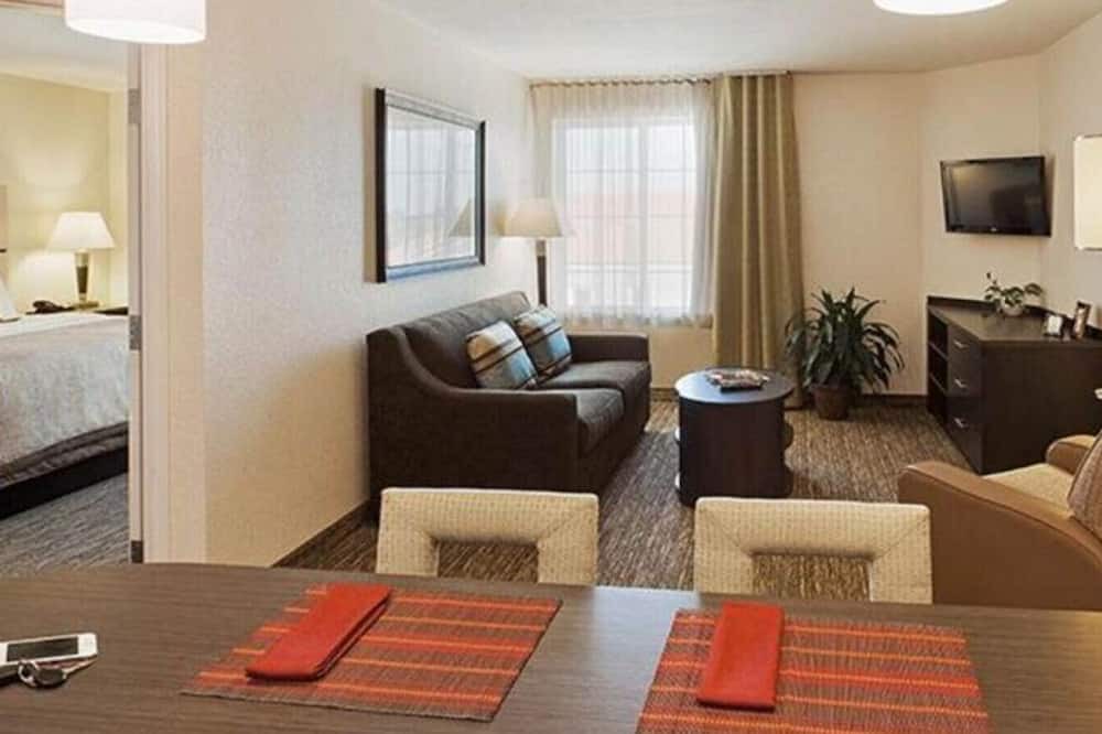 Photo of Bedroom in Pearl