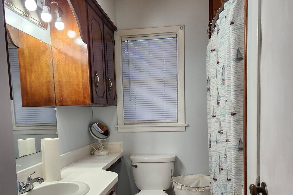 Photo of Bathroom in Chauvin