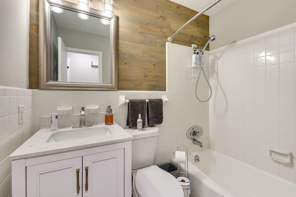 Photo of Bathroom in Ocean City