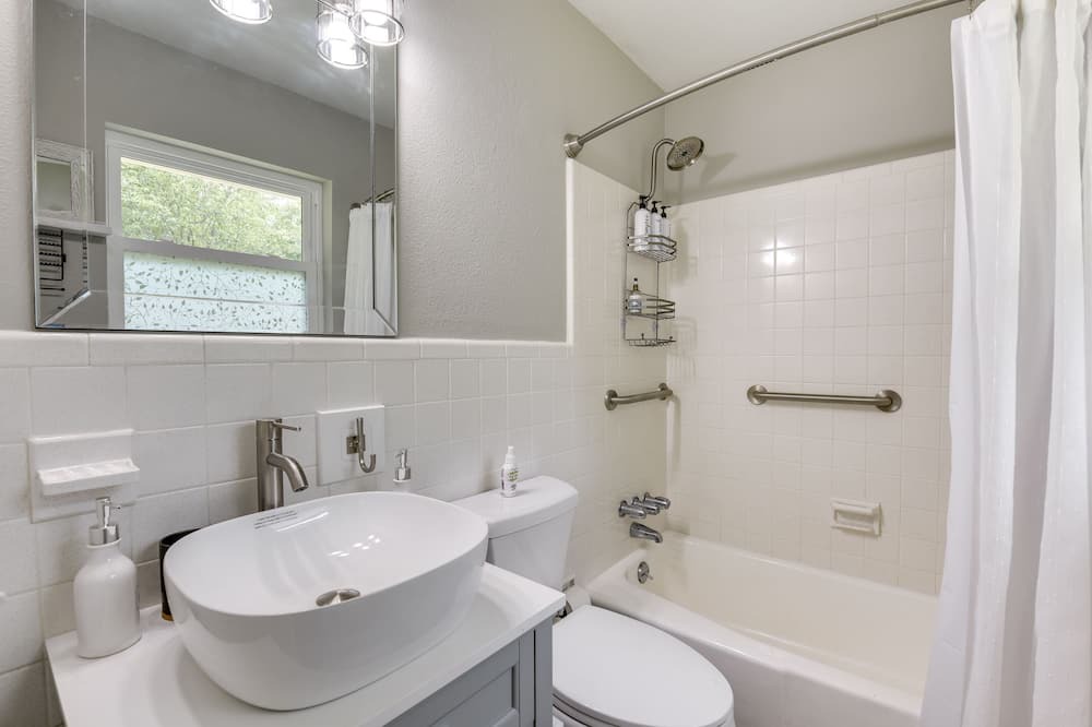 Photo of Bathroom in Ocean City