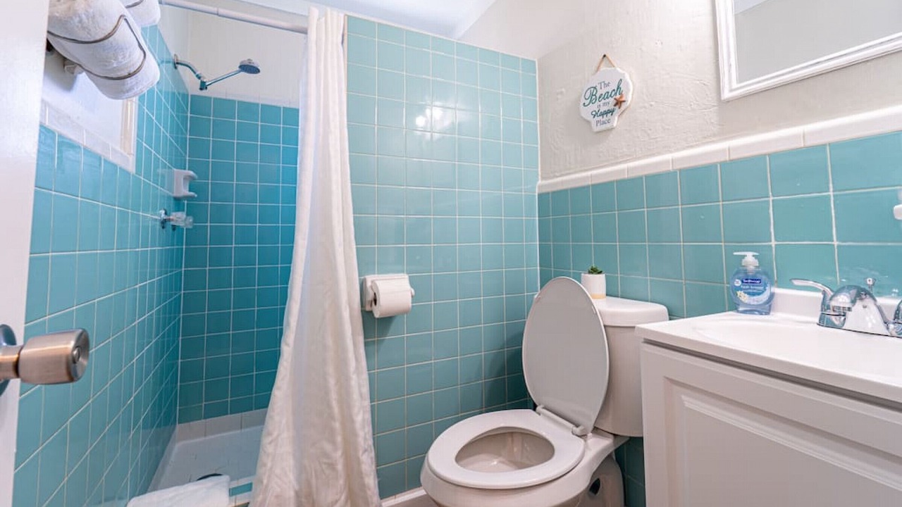 Photo of Bathroom in Bahama Beach