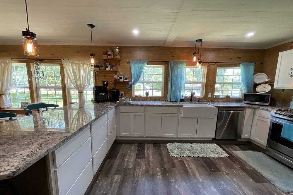 Photo of Kitchen in Ponchatoula