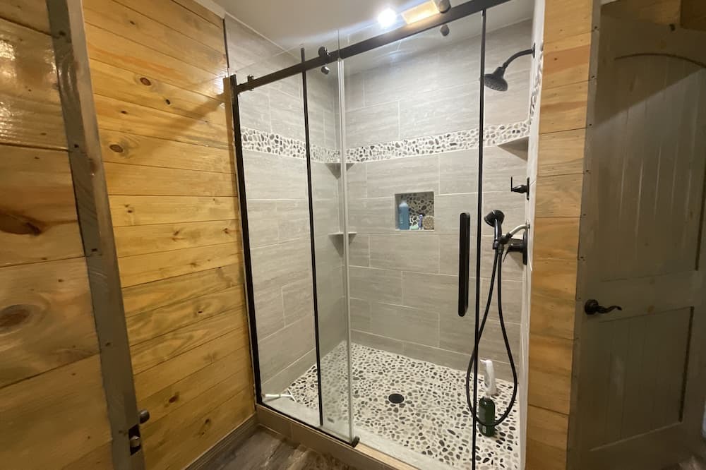Photo of Bathroom in Ponchatoula