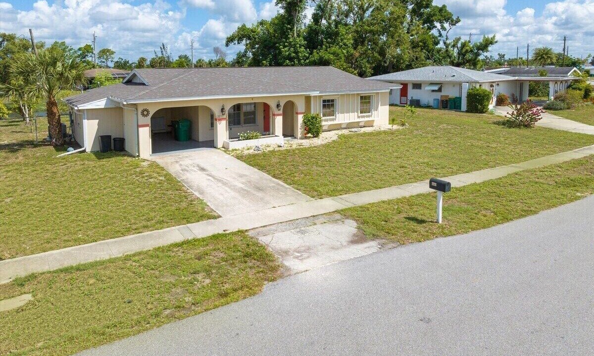 Photo of Outdoor in Port Charlotte