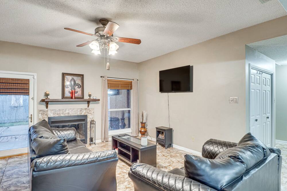Photo of Livingroom in Alexandria