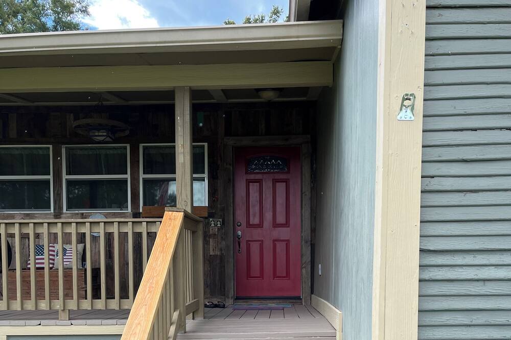 Photo of Outdoor in Robert