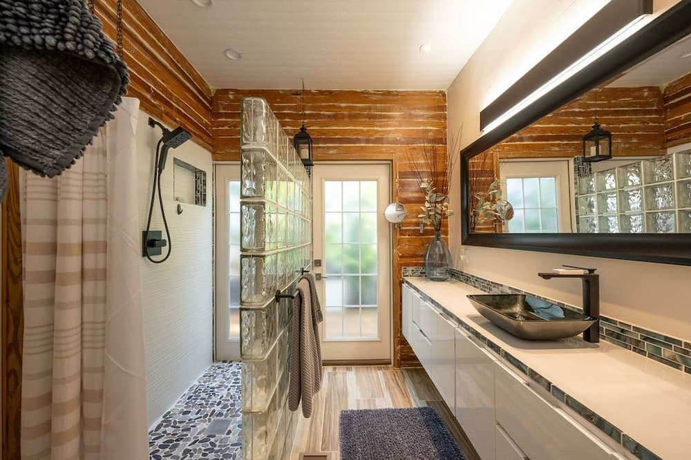 Photo of Bathroom in Old Town