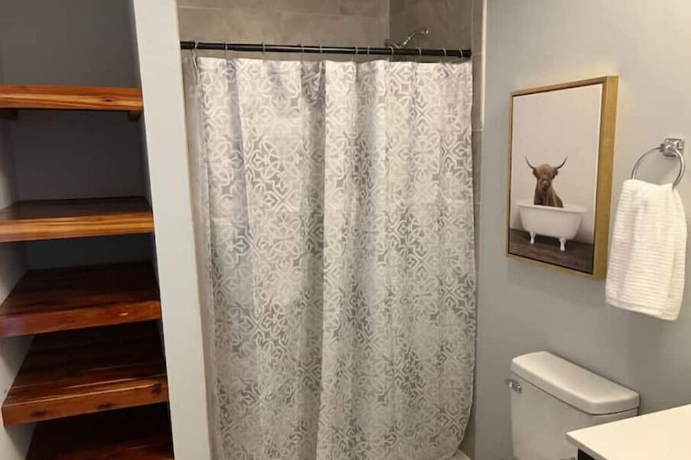 Photo of Bathroom in Niceville
