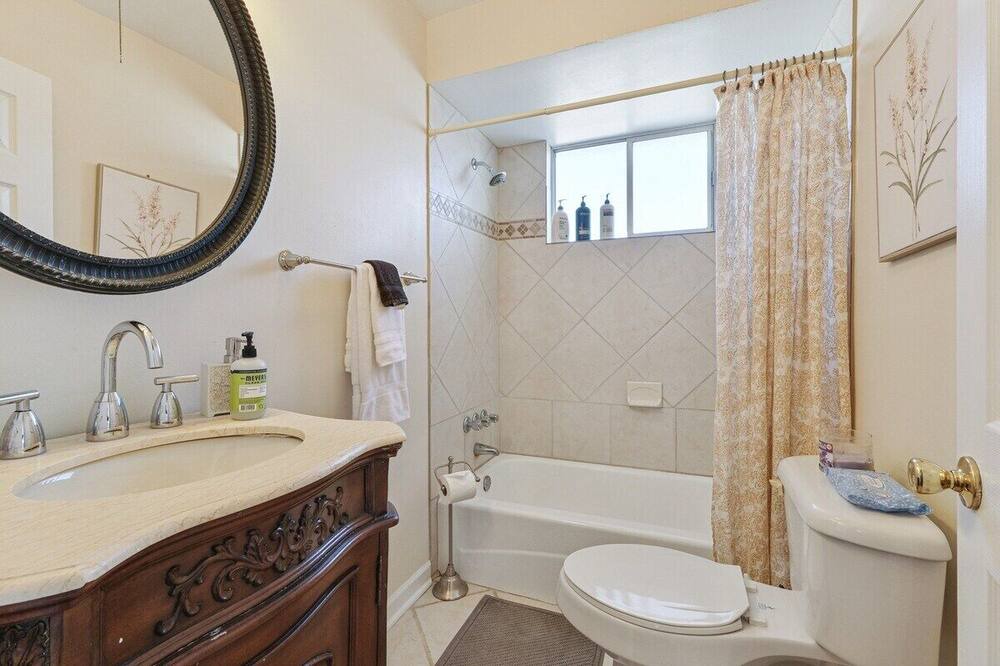 Photo of Bathroom in Seventh Ward