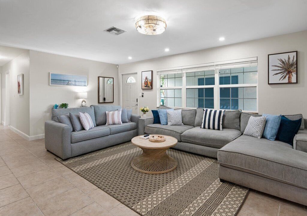 Photo of Livingroom in East Naples