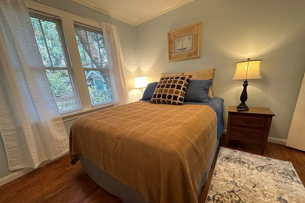 Photo of Bedroom in Ono Island