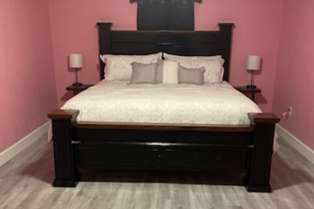 Photo of Bedroom in Vinton