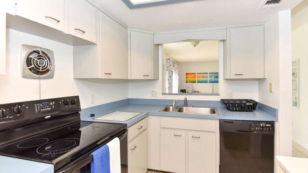 Photo of Kitchen in South Daytona