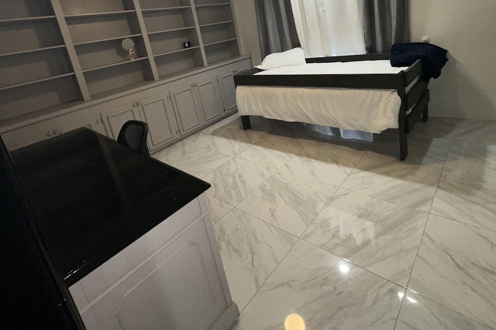 Photo of Bedroom in Lakeview  Jefferson County