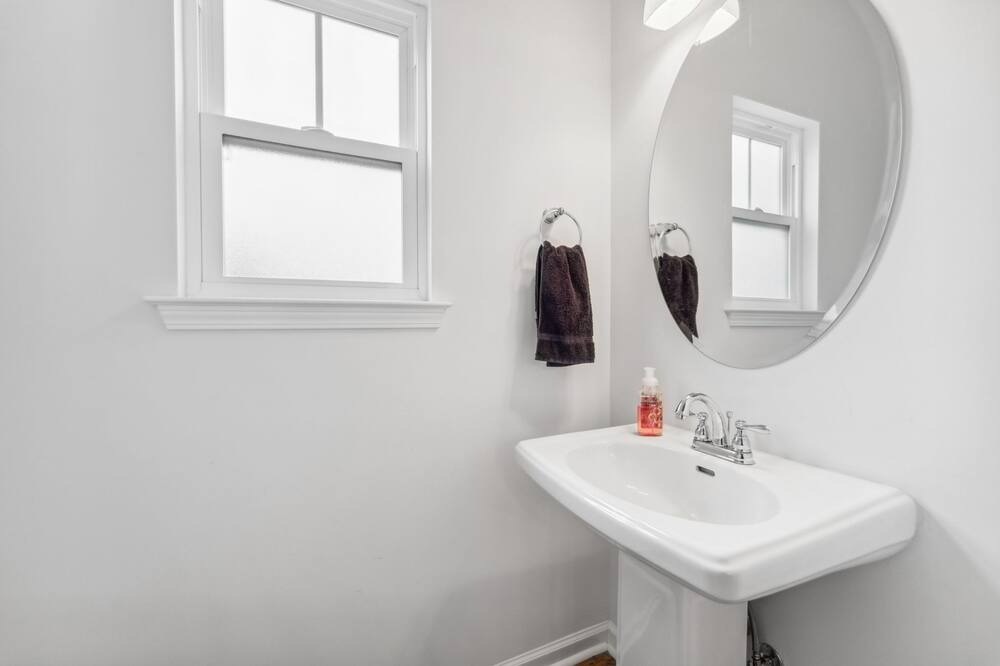 Photo of Bathroom in Callaway