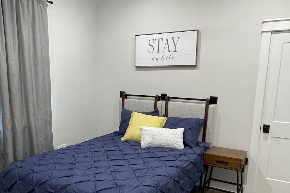 Photo of Bedroom in Broussard