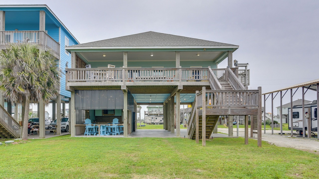 Photo of Others in Crystal Beach