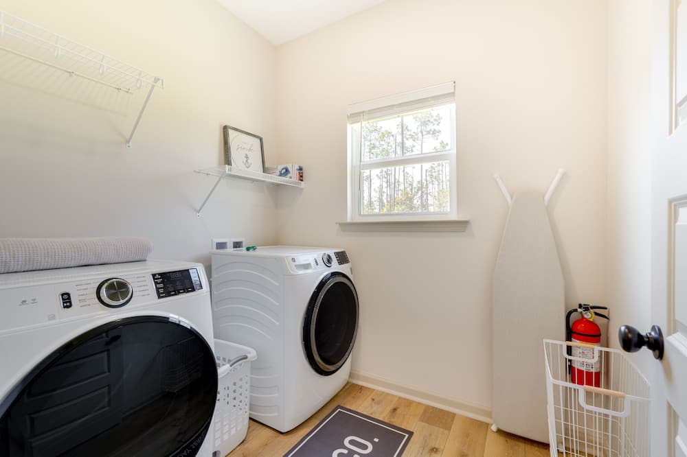 Photo of Bedroom in Cedar Grove