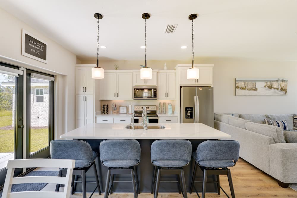 Photo of Kitchen in Cedar Grove
