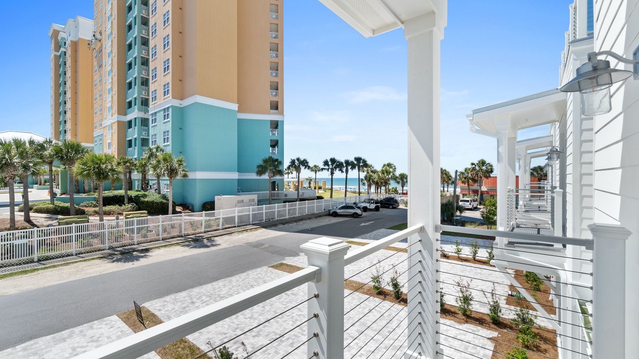 Photo of Patio Balcony in Silver Sands Beach