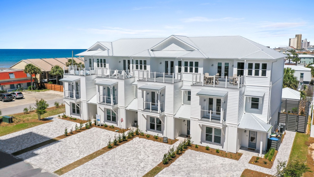 Photo of Outdoor in Silver Sands Beach
