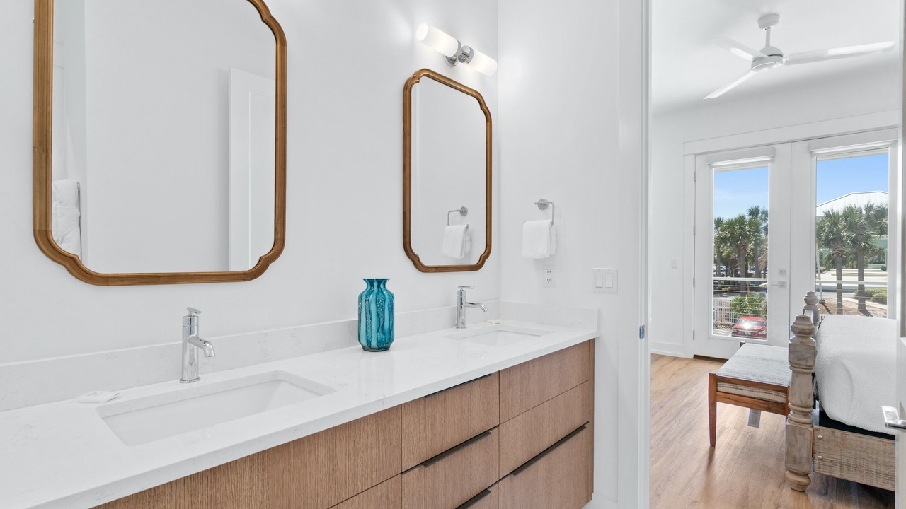 Photo of Bathroom in Silver Sands Beach