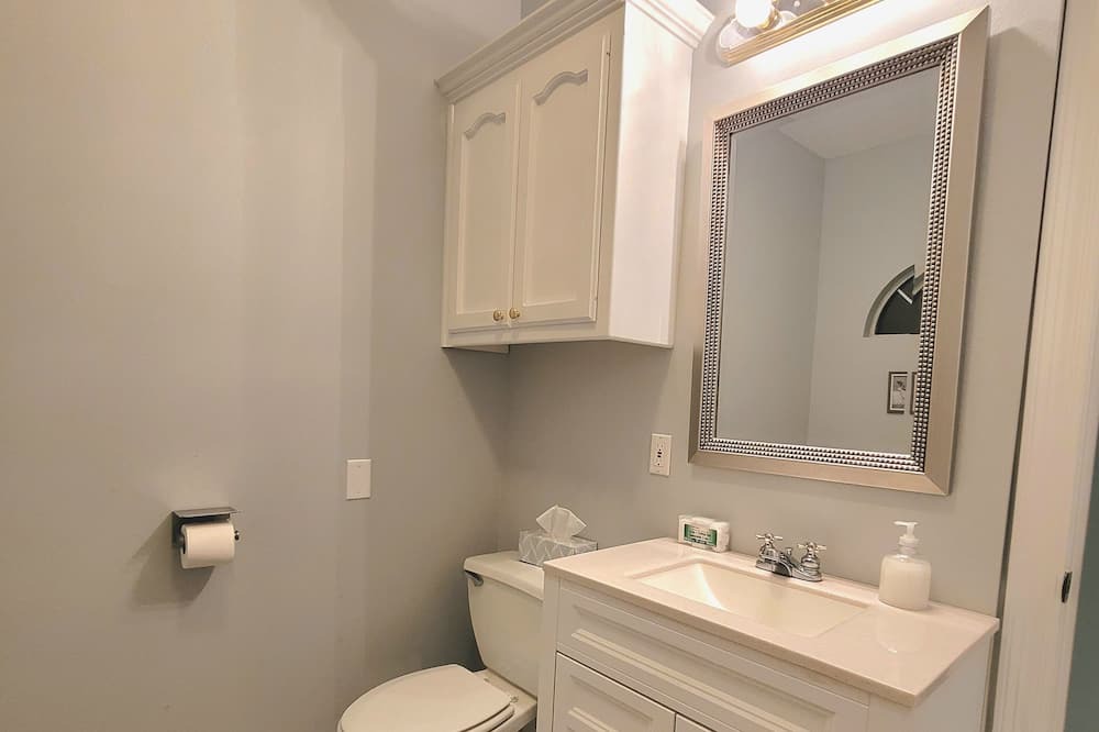 Photo of Bathroom in Denham Springs