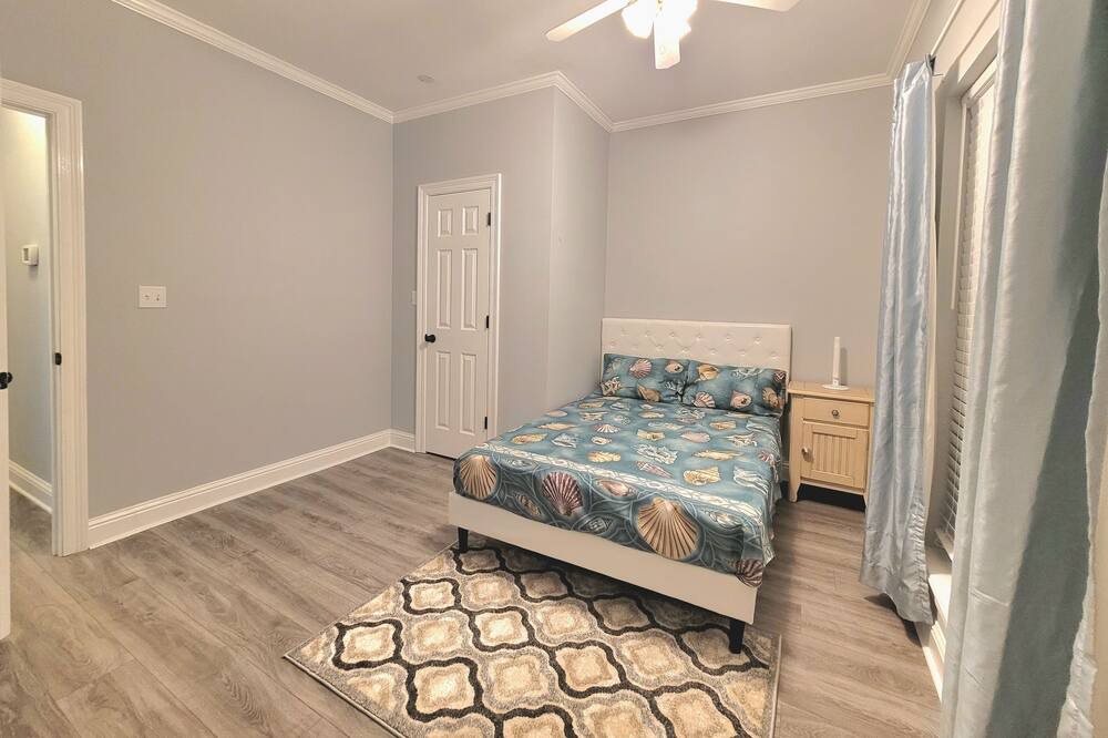 Photo of Bedroom in Denham Springs