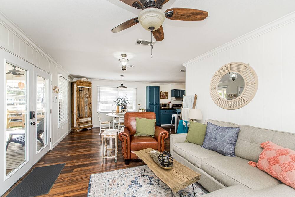 Photo of Livingroom in Springfield