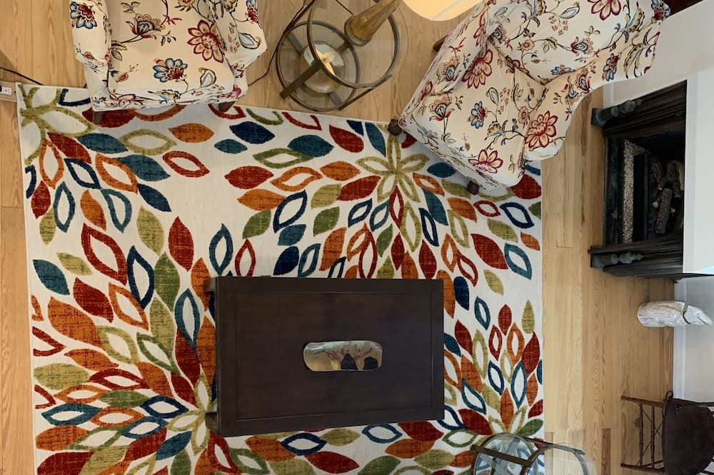 Photo of Bedroom in Tallahassee