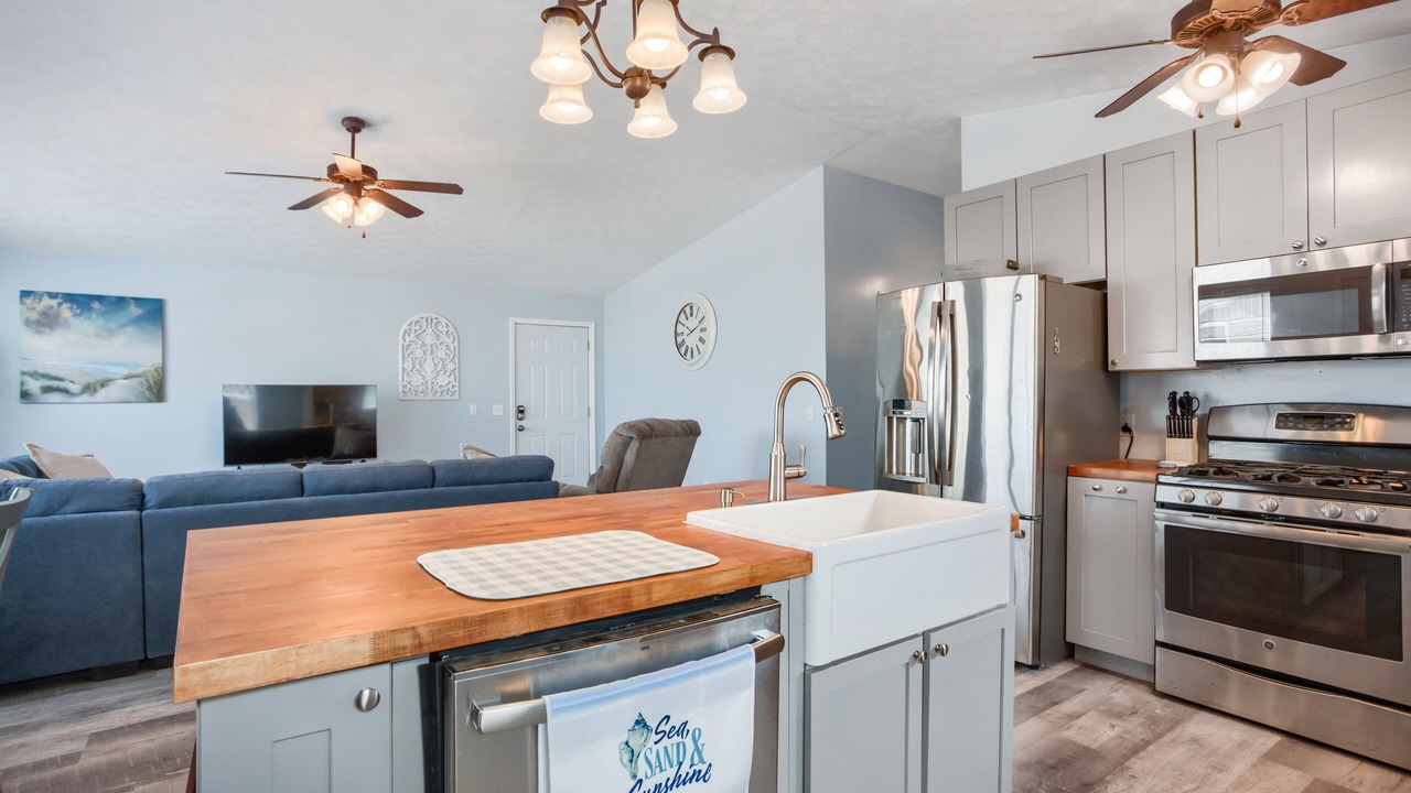 Photo of Kitchen in Crescent Beach