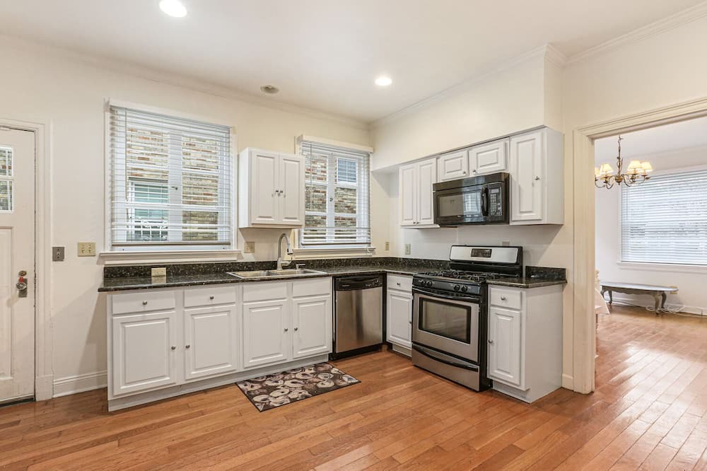 Photo of Kitchen in Broadmoor