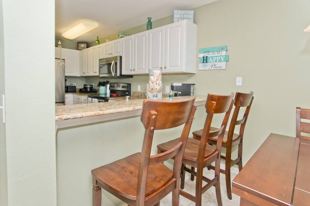 Photo of Kitchen in Innerarity Townhomes