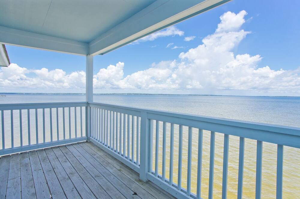 Photo of Outdoor in Innerarity Townhomes