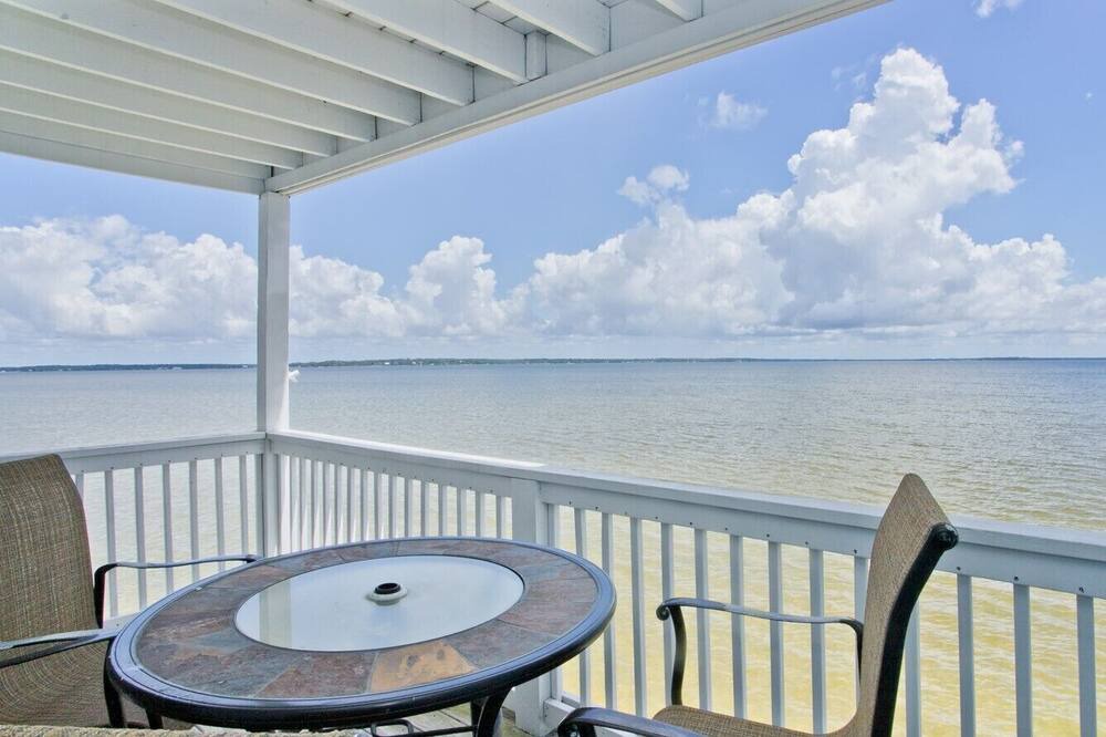 Photo of Outdoor in Innerarity Townhomes