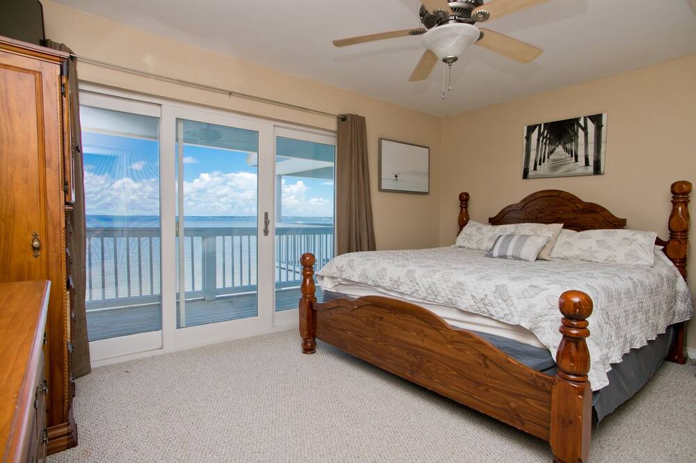 Photo of Bedroom in Innerarity Townhomes