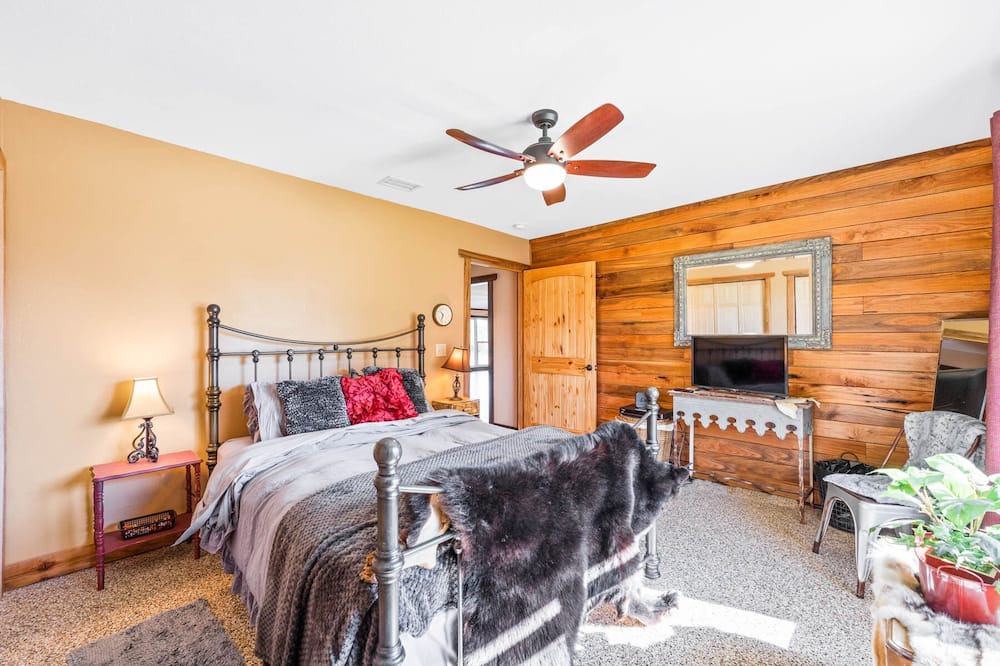 Photo of Bedroom in Marianna