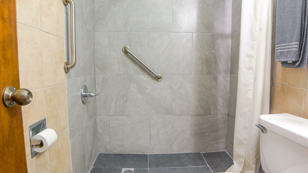 Photo of Bathroom in Lockport