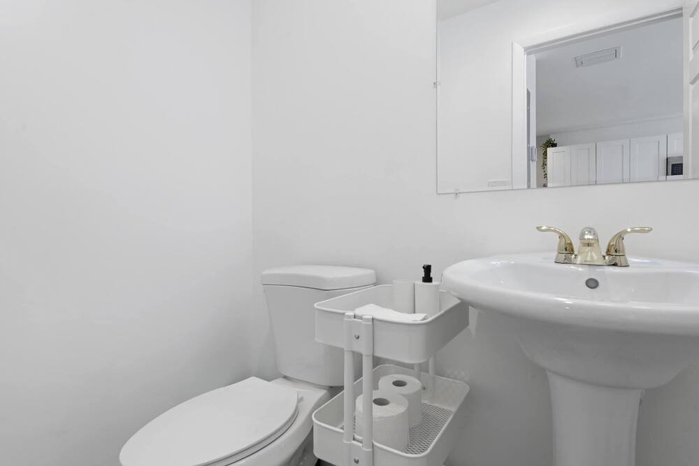 Photo of Bathroom in Liberty City